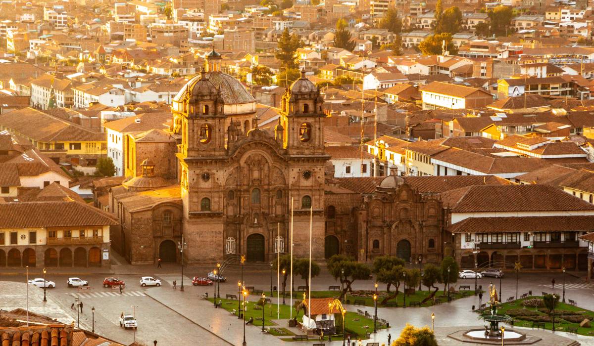 Salkantay Trek and Lake Titicaca tour