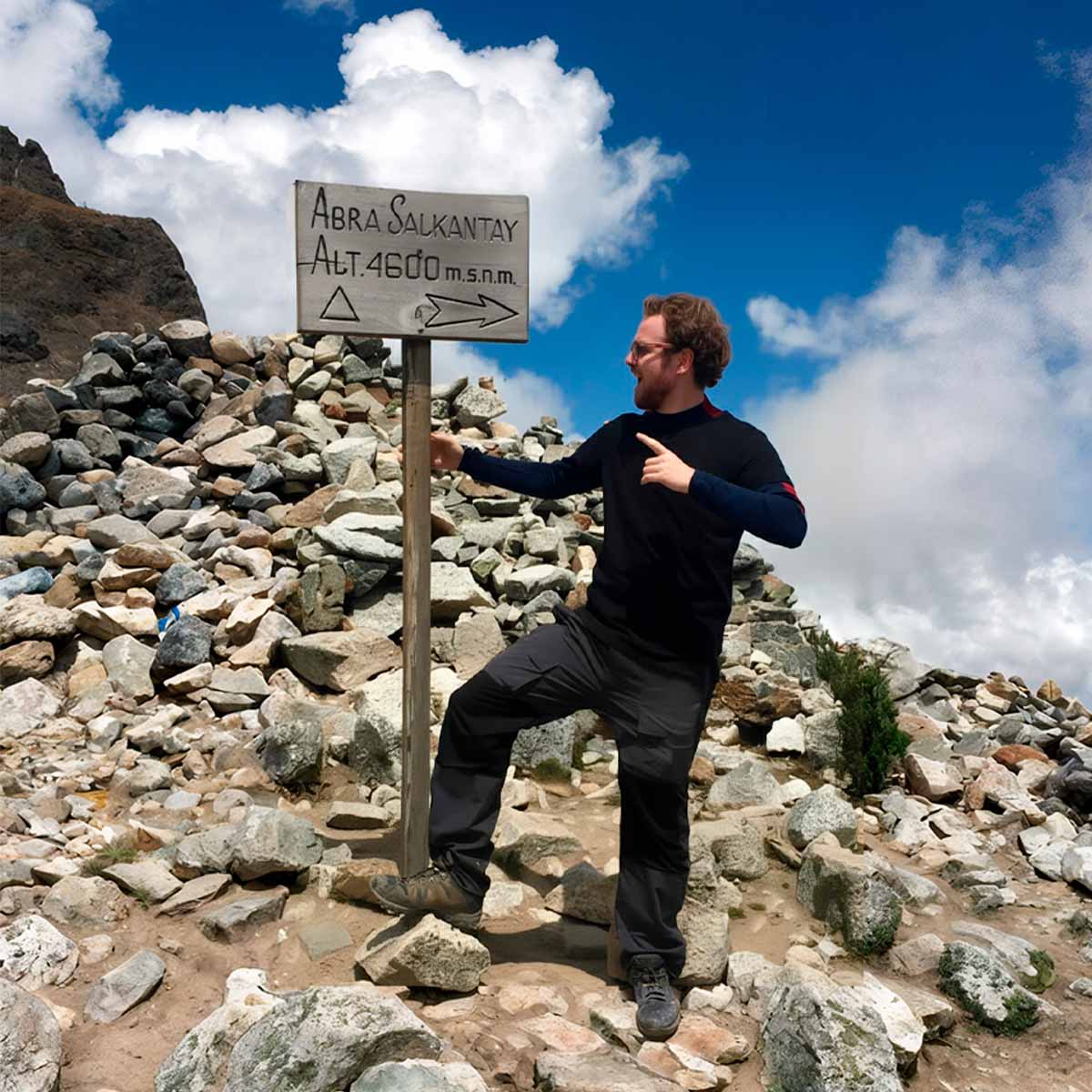Salkantay Trek vs Lares Trek